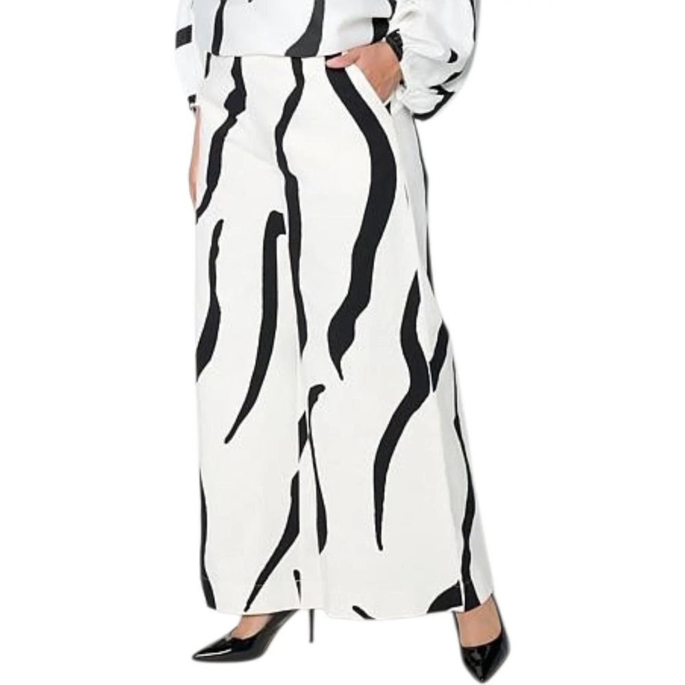 Megan Renee Women's Cotton Twill Wide Leg Pant Zebra Print - Regular